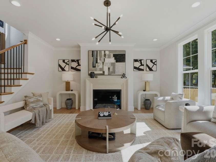 1637 Longfellow Street, Charlotte, NC 28205.  MLS# CAR4346623, YatesRealty ID 3379. Living room.