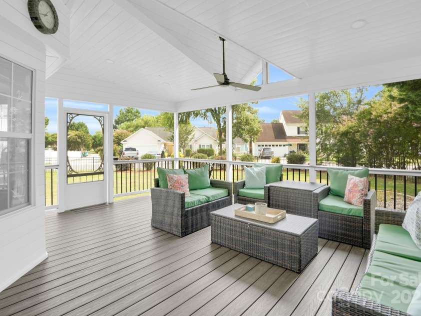 5901 Creft Circle, Indian Trail, NC 28079.  MLS# CAR4279388, YatesRealty ID 33790. 