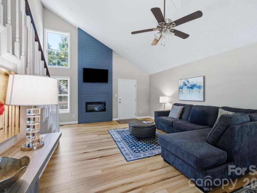 7564 Katherine Drive, Denver, NC 28037.  MLS# CAR4397384, YatesRealty ID 33791. 