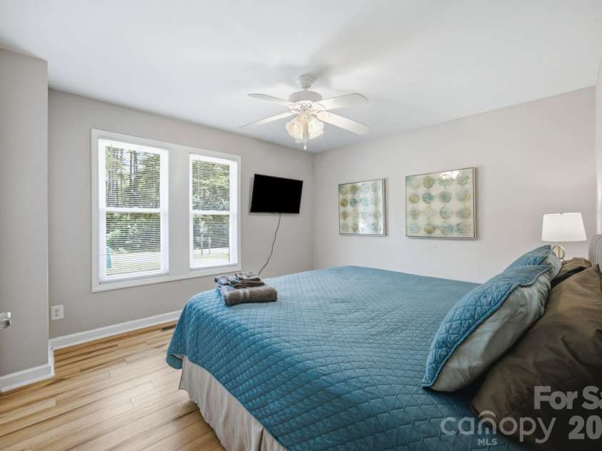 7564 Katherine Drive, Denver, NC 28037.  MLS# CAR4397384, YatesRealty ID 33791. 