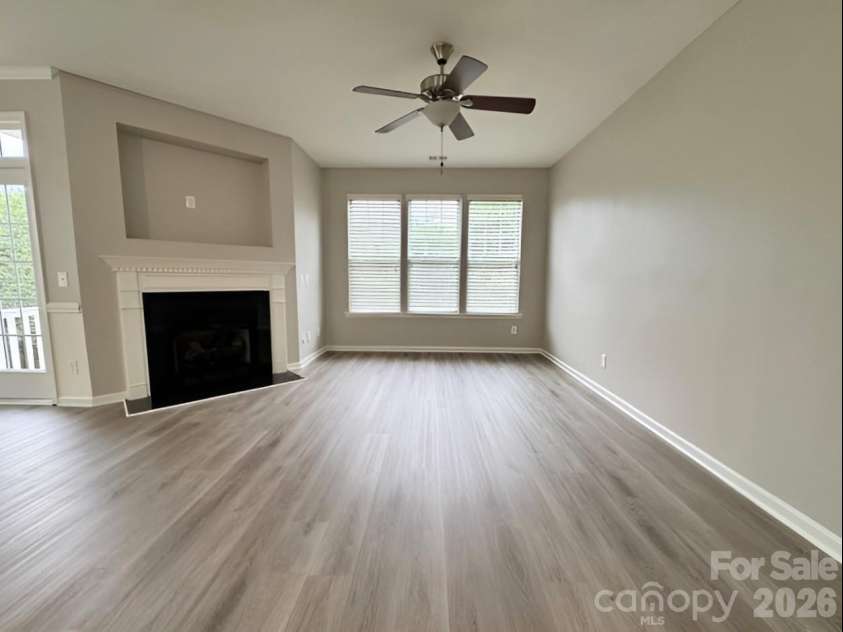 11198 Bridgewater Drive, Huntersville, NC 28078.  MLS# CAR4389987, YatesRealty ID 33792. 
