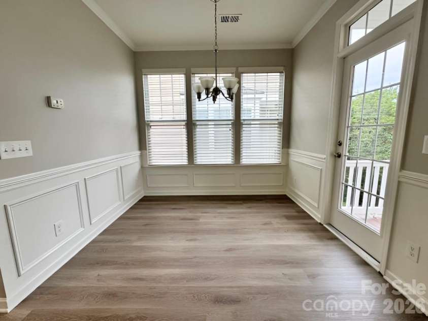 11198 Bridgewater Drive, Huntersville, NC 28078.  MLS# CAR4389987, YatesRealty ID 33792. 
