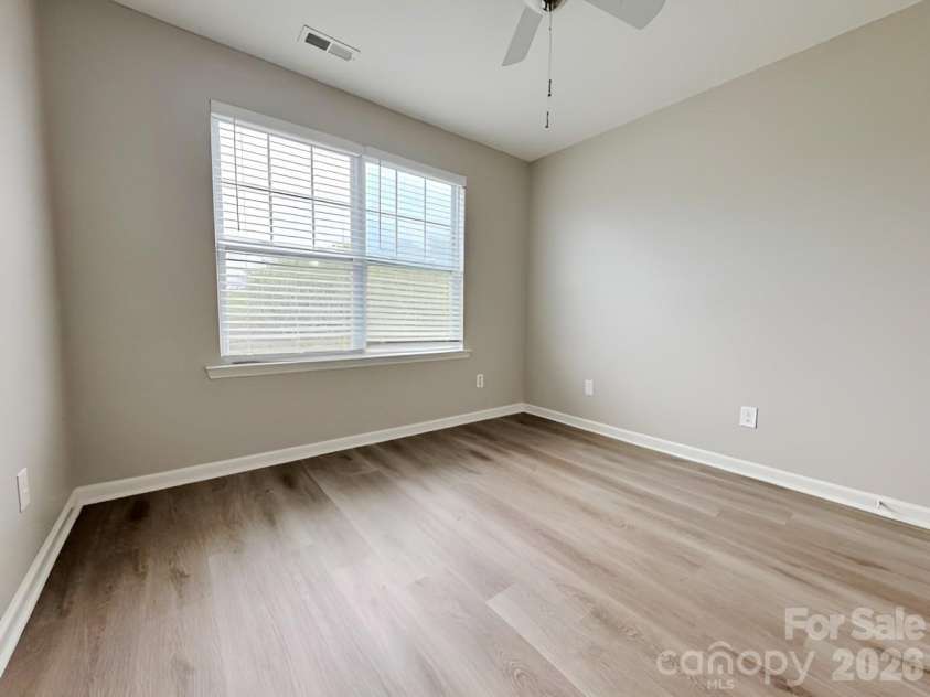 11198 Bridgewater Drive, Huntersville, NC 28078.  MLS# CAR4389987, YatesRealty ID 33792. 
