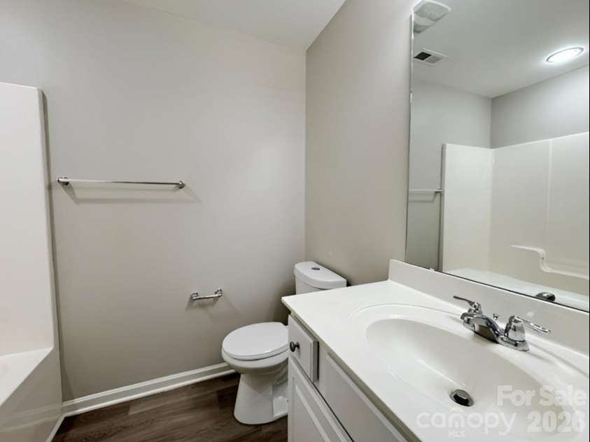 11198 Bridgewater Drive, Huntersville, NC 28078.  MLS# CAR4389987, YatesRealty ID 33792. 