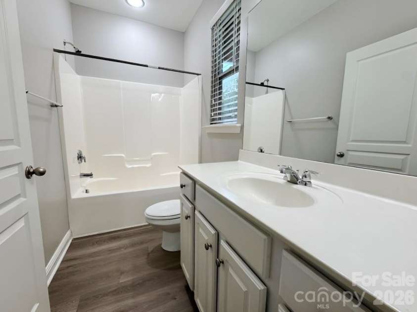 11198 Bridgewater Drive, Huntersville, NC 28078.  MLS# CAR4389987, YatesRealty ID 33792. 