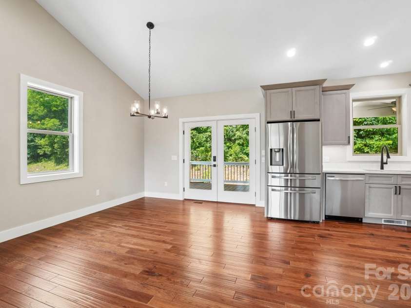 246 Appalachian Retreat None, Spruce Pine, NC 28777.  MLS# CAR4398374, YatesRealty ID 33793. 