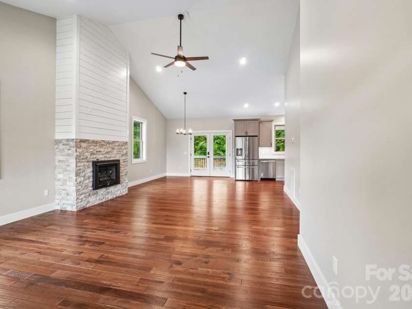246 Appalachian Retreat None, Spruce Pine, NC 28777.  MLS# CAR4398374, YatesRealty ID 33793. 