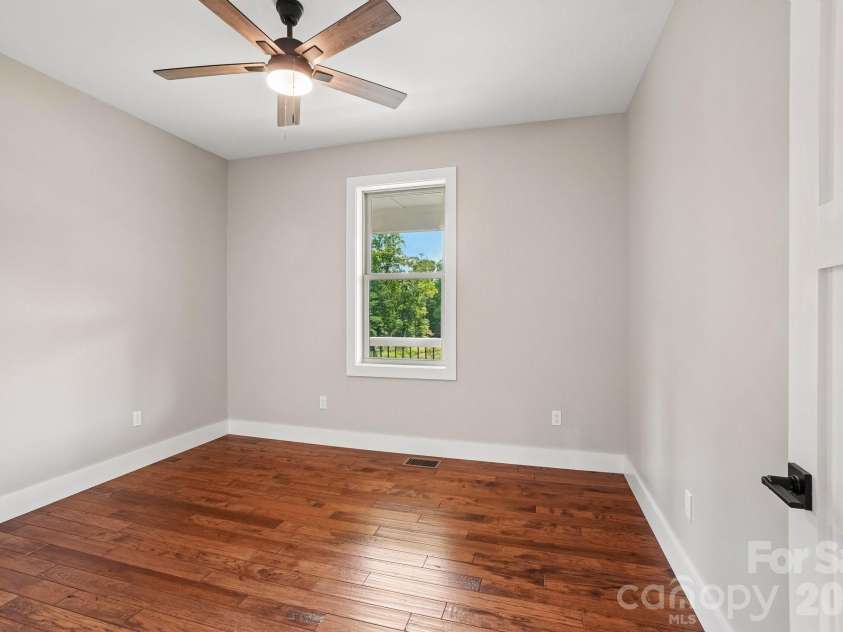 246 Appalachian Retreat None, Spruce Pine, NC 28777.  MLS# CAR4398374, YatesRealty ID 33793. 