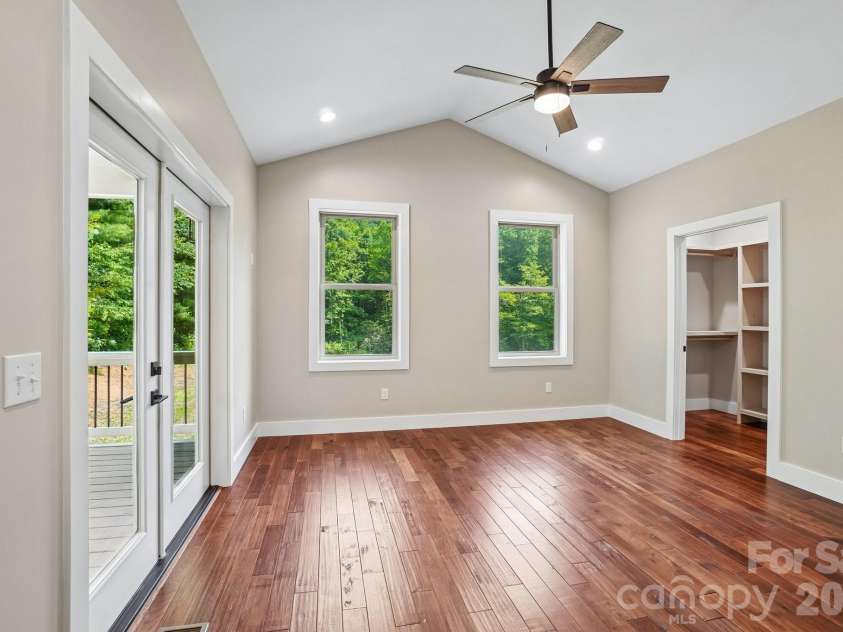 246 Appalachian Retreat None, Spruce Pine, NC 28777.  MLS# CAR4398374, YatesRealty ID 33793. 
