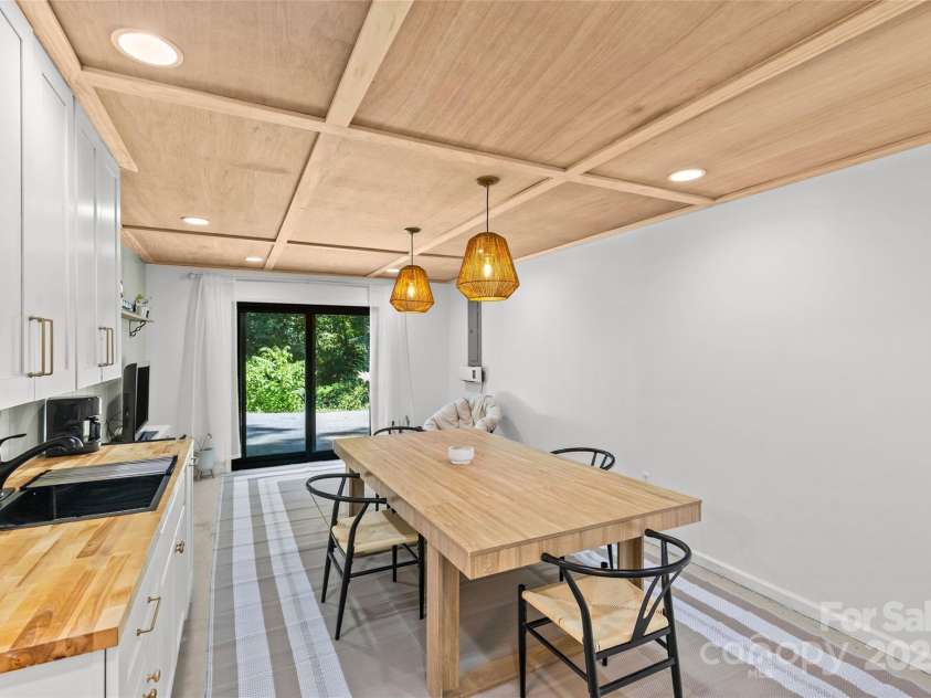 190 Dogwood Forest Loop, Harmony, NC 28634.  MLS# CAR4287434, YatesRealty ID 33794. 