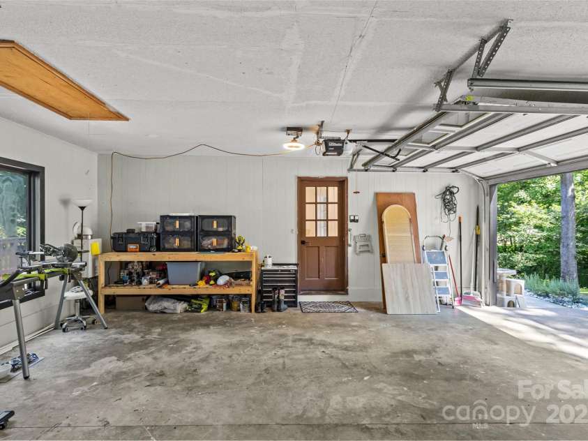 190 Dogwood Forest Loop, Harmony, NC 28634.  MLS# CAR4287434, YatesRealty ID 33794. 