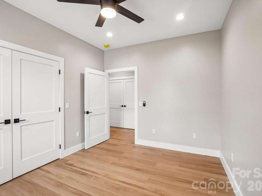 268 Appalachian Retreat None, Spruce Pine, NC 28777.  MLS# CAR4398350, YatesRealty ID 33795. 