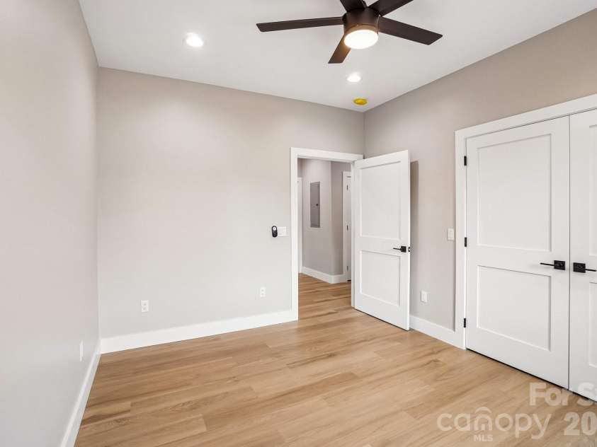 268 Appalachian Retreat None, Spruce Pine, NC 28777.  MLS# CAR4398350, YatesRealty ID 33795. 