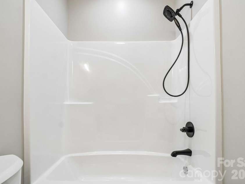 268 Appalachian Retreat None, Spruce Pine, NC 28777.  MLS# CAR4398350, YatesRealty ID 33795. 