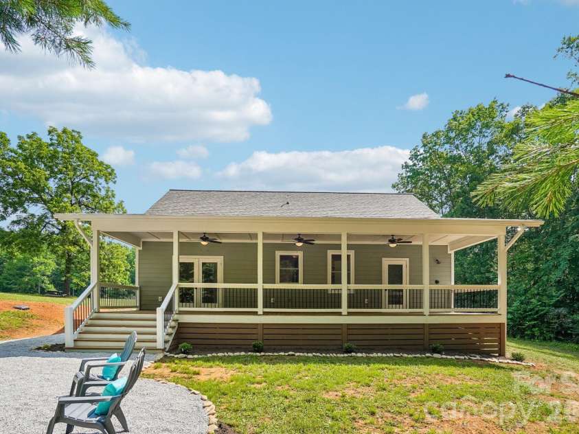 268 Appalachian Retreat None, Spruce Pine, NC 28777.  MLS# CAR4398350, YatesRealty ID 33795. 