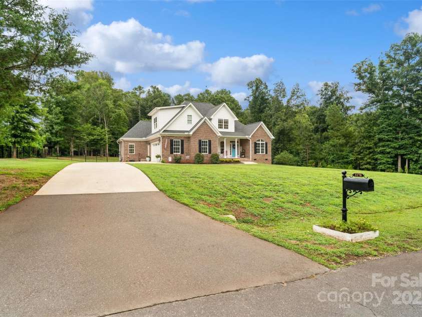 3178 Newcastle Drive, Rock Hill, SC 29732.  MLS# CAR4288543, YatesRealty ID 33795. 