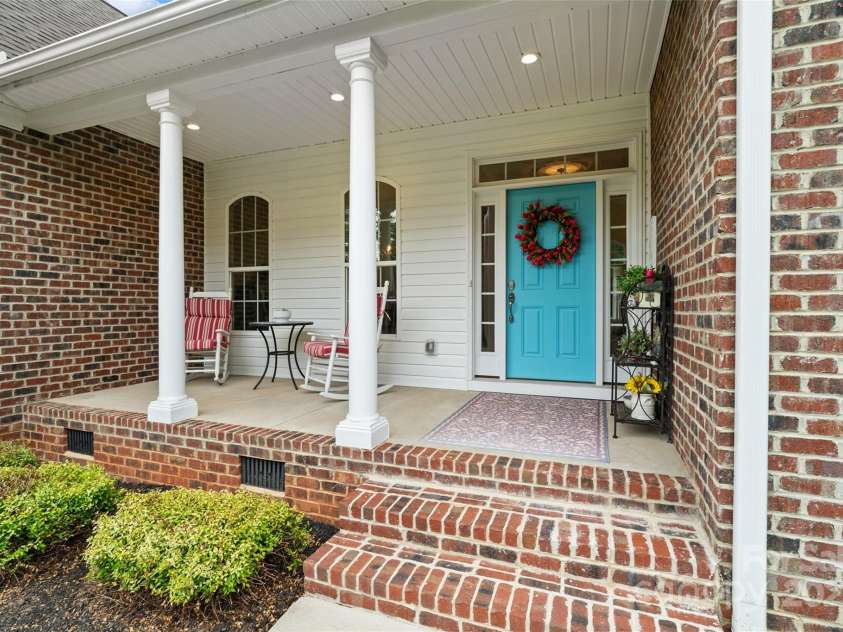 3178 Newcastle Drive, Rock Hill, SC 29732.  MLS# CAR4288543, YatesRealty ID 33795. 