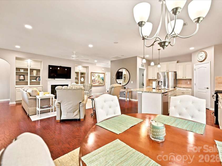 1726 Tailed Hawk Way, Fort Mill, SC 29715.  MLS# CAR4394570, YatesRealty ID 33796. Breakfast area view to great room
