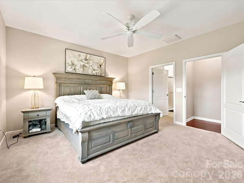 1726 Tailed Hawk Way, Fort Mill, SC 29715.  MLS# CAR4394570, YatesRealty ID 33796. Primary bedroom with ceiling fan