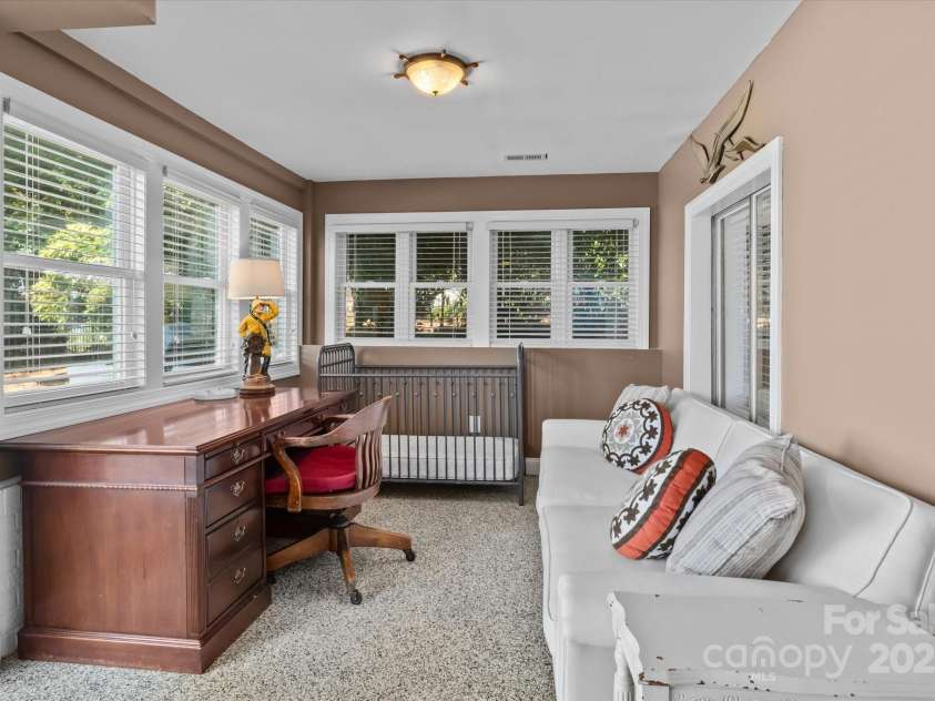 754 Lakeview Shores Loop, Mooresville, NC 28117.  MLS# CAR4287058, YatesRealty ID 33797. 