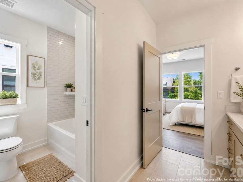 4337 Castleton Road, Charlotte, NC 28211.  MLS# CAR4329159, YatesRealty ID 33798. Jack and Jill bathroom