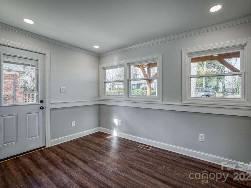 223 West Park Drive, Morganton, NC 28655.  MLS# CAR4209211, YatesRealty ID 338. 