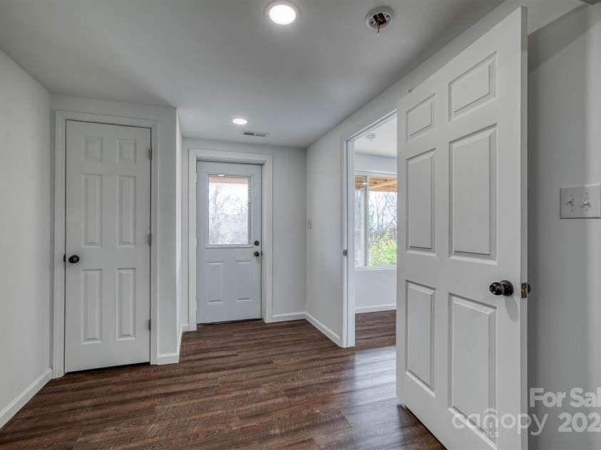 223 West Park Drive, Morganton, NC 28655.  MLS# CAR4209211, YatesRealty ID 338. 