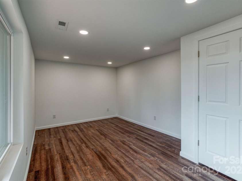 223 West Park Drive, Morganton, NC 28655.  MLS# CAR4209211, YatesRealty ID 338. 