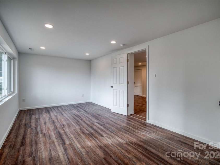 223 West Park Drive, Morganton, NC 28655.  MLS# CAR4209211, YatesRealty ID 338. 