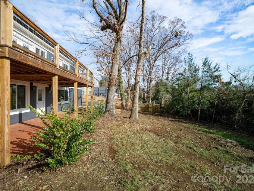 223 West Park Drive, Morganton, NC 28655.  MLS# CAR4209211, YatesRealty ID 338. 