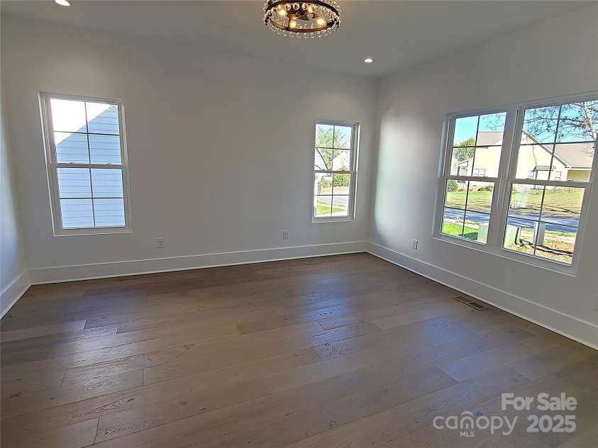 405 19th Avenue Circle, Hickory, NC 28601.  MLS# CAR4201802, YatesRealty ID 338. Primary bedroom