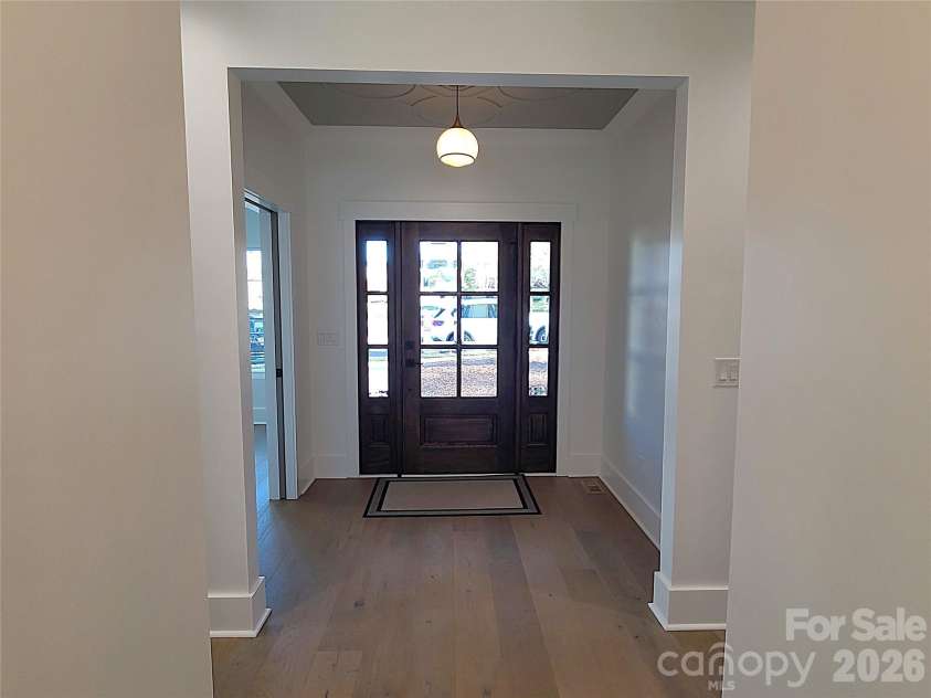 405 19th Avenue Circle, Hickory, NC 28601.  MLS# CAR4390265, YatesRealty ID 338. 