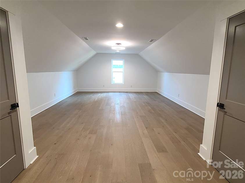 405 19th Avenue Circle, Hickory, NC 28601.  MLS# CAR4390265, YatesRealty ID 338. 