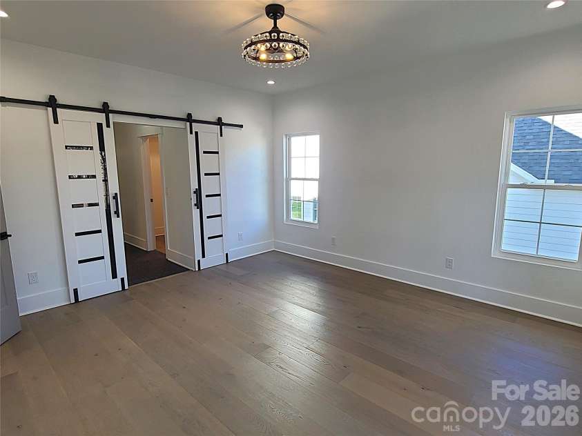 405 19th Avenue Circle, Hickory, NC 28601.  MLS# CAR4390265, YatesRealty ID 338. Primary bedroom