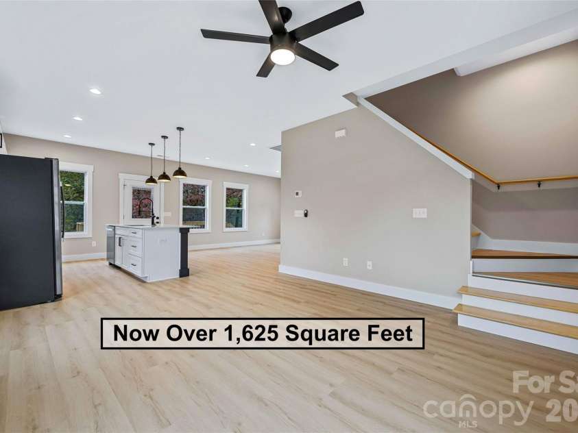145 Shadowlawn Drive, Asheville, NC 28806.  MLS# CAR4333473, YatesRealty ID 3380. 
