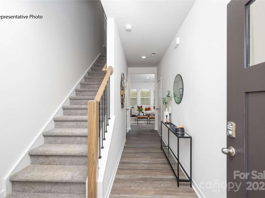 3841 Doughtry Knoll Drive, Charlotte, NC 28215.  MLS# CAR4311861, YatesRealty ID 3380. 