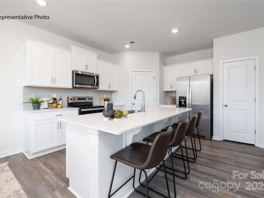 3841 Doughtry Knoll Drive, Charlotte, NC 28215.  MLS# CAR4311861, YatesRealty ID 3380. 