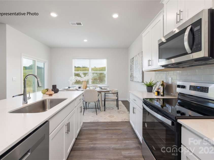 3841 Doughtry Knoll Drive, Charlotte, NC 28215.  MLS# CAR4311861, YatesRealty ID 3380. 