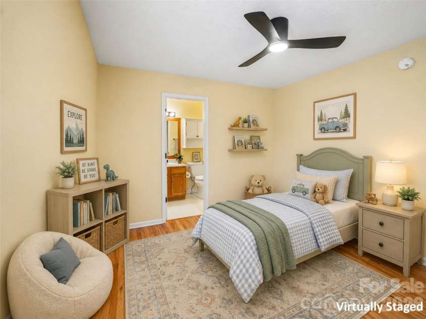 26 Willowick Drive, Asheville, NC 28803.  MLS# CAR4388357, YatesRealty ID 33800. 