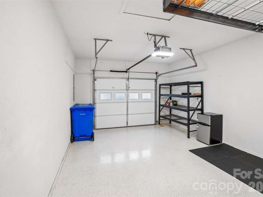 26 Willowick Drive, Asheville, NC 28803.  MLS# CAR4388357, YatesRealty ID 33800. 