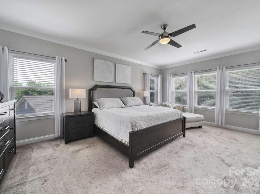 8702 Aspinwall Drive, Charlotte, NC 28216.  MLS# CAR4272484, YatesRealty ID 33800. 