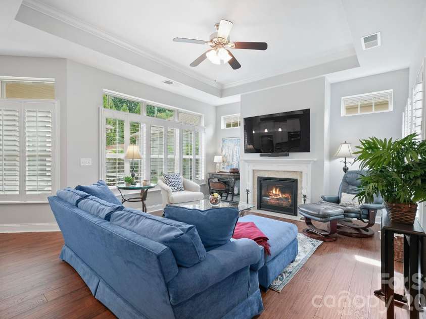 159 Brawley Point Circle, Mooresville, NC 28117.  MLS# CAR4394982, YatesRealty ID 33801. 