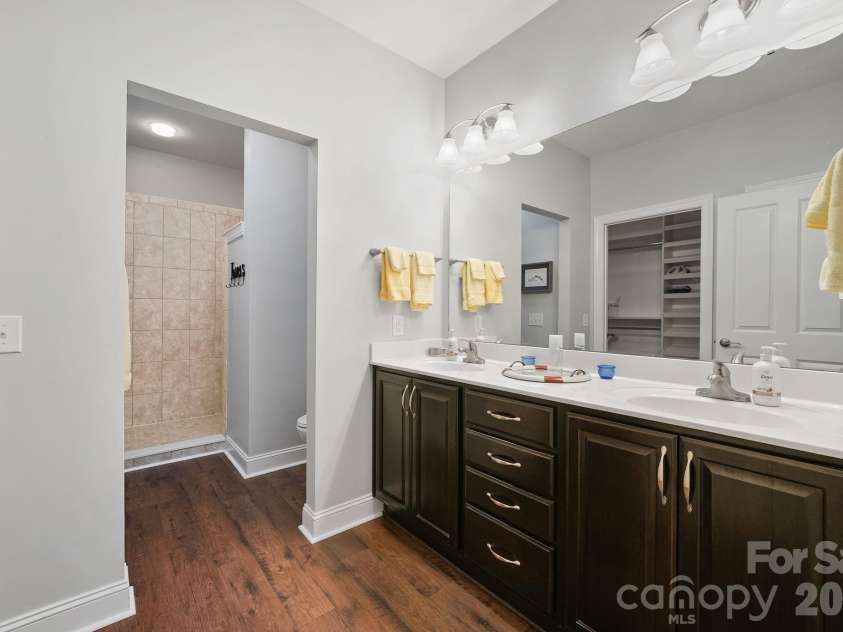 159 Brawley Point Circle, Mooresville, NC 28117.  MLS# CAR4394982, YatesRealty ID 33801. 