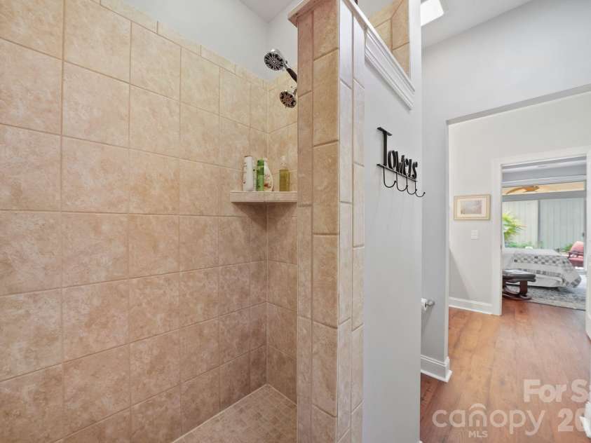 159 Brawley Point Circle, Mooresville, NC 28117.  MLS# CAR4394982, YatesRealty ID 33801. 