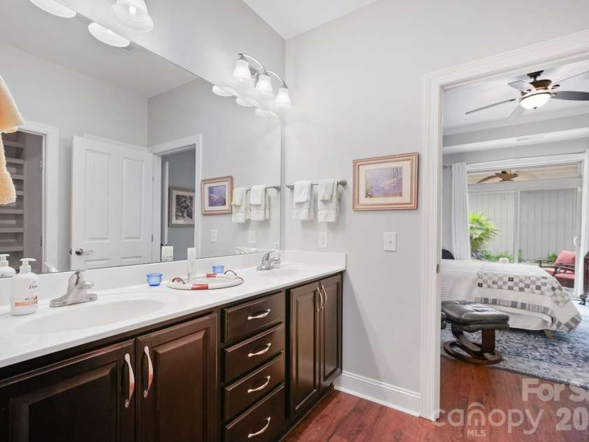 159 Brawley Point Circle, Mooresville, NC 28117.  MLS# CAR4394982, YatesRealty ID 33801. 