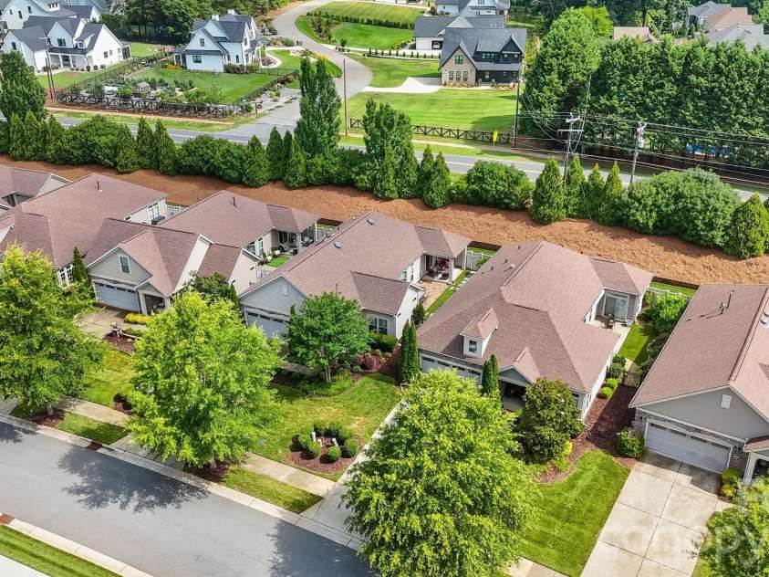 159 Brawley Point Circle, Mooresville, NC 28117.  MLS# CAR4394982, YatesRealty ID 33801. 