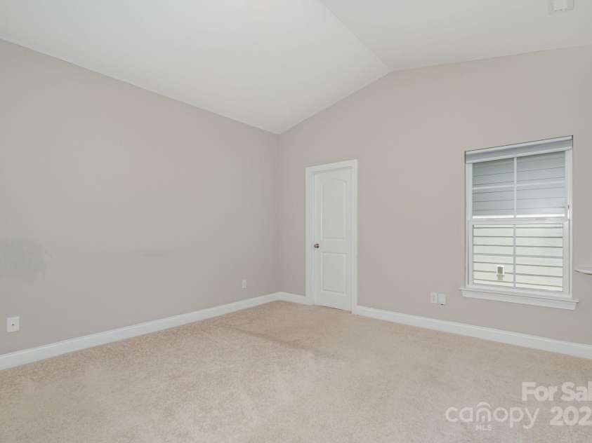 2180 Moss Meadow Lane, Denver, NC 28037.  MLS# CAR4280572, YatesRealty ID 33802. 