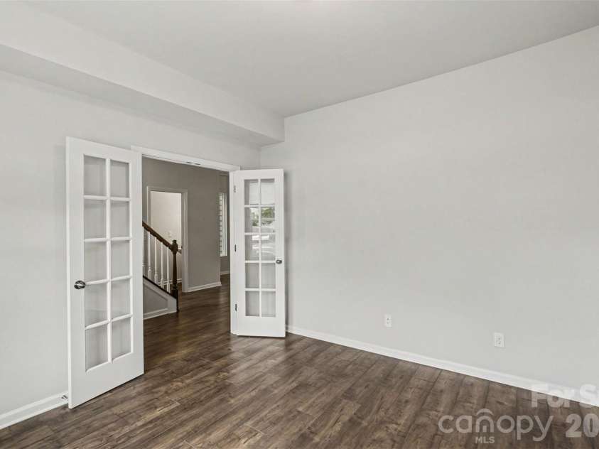 808 Lyndon Station Drive, Pineville, NC 28134.  MLS# CAR4391345, YatesRealty ID 33802. 