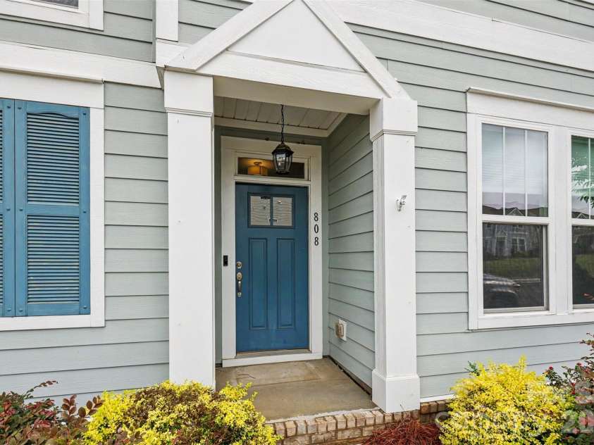 808 Lyndon Station Drive, Pineville, NC 28134.  MLS# CAR4391345, YatesRealty ID 33802. 