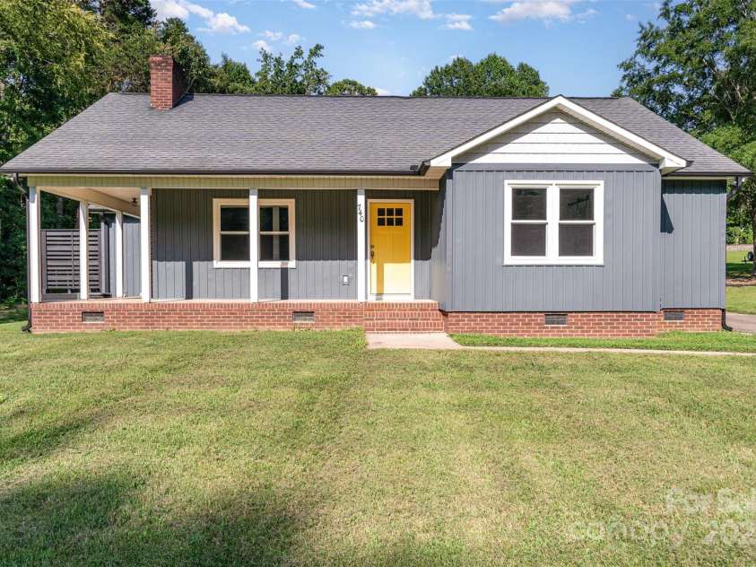 740 Main Gq Street, Granite Quarry, NC 28146.  MLS# CAR4293742, YatesRealty ID 33803. 